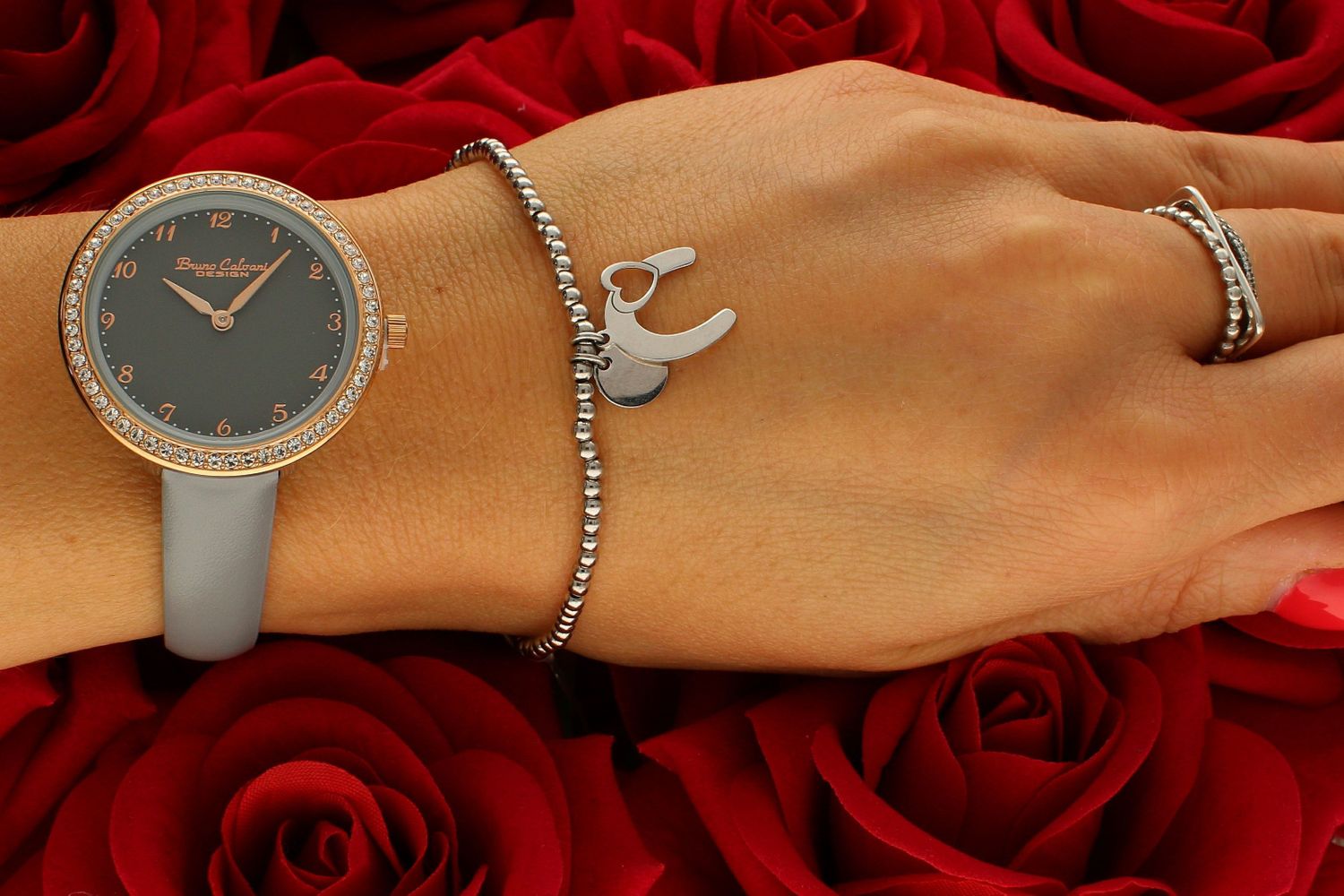 Srebrna bransoletka damska podkowa i serce srebro 925 . Srebrna bransoletka 925 z kuleczkami podkowa Dall'Acqua✓Dall’Acqua na nowo definiuje piękno i jakość biżuterii w Polsce. To biżuteria klasy premium1.jpg